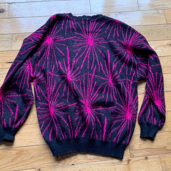 Vintage Country Romance Black & Hot Pink Abstract Burst Sweater (80s/90s) - Picture 9 of 9